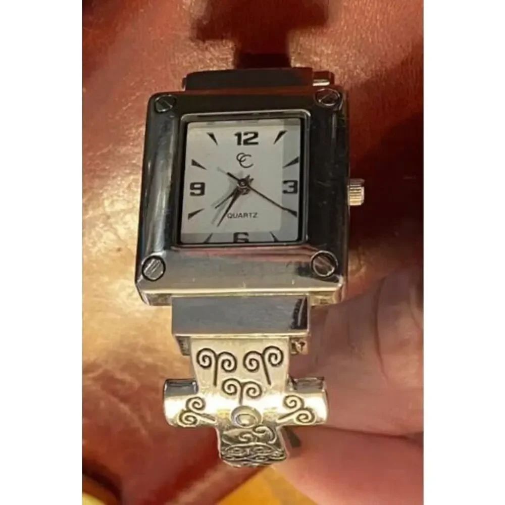 Women's 28mm Silver Tone Charming Charlie Watch, Bangle Bracelet Style